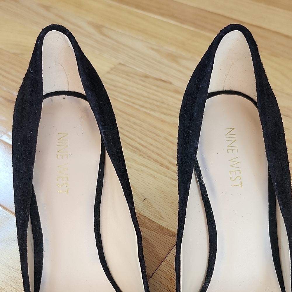 Nine West Black Suede Leather Bow Heels Pumps NEW - Picture 6 of 12